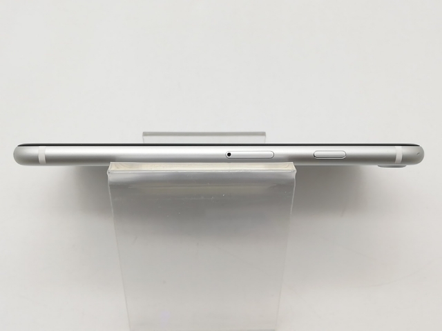 【中古】Apple au 【SIMロック解除済み】 iPhone SE（第2世代） 64GB ホワイト MX9T2J/A【鹿児島中町】保証期間１ヶ月【ランクC】_3