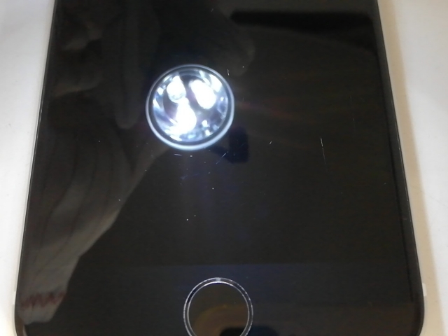 【中古】Apple au 【SIMロック解除済み】 iPhone SE（第2世代） 64GB ホワイト MX9T2J/A【鹿児島中町】保証期間１ヶ月【ランクC】_8