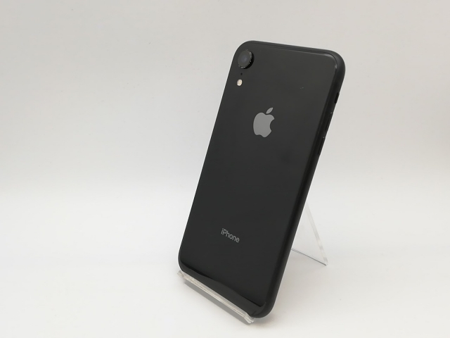 【中古】Apple au 【SIMロック解除済み】 iPhone XR 64GB ブラック MT002J/A【鹿児島中町】保証期間１ヶ月【ランクB】