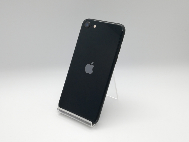中古】Apple au 【SIMロック解除済み】 iPhone 7 Plus 32GB