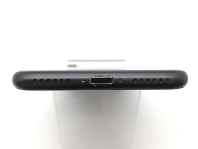 【中古】Apple 国内版 【SIMフリー】 iPhone SE（第2世代） 64GB ブラック MHGP3J/A（後期型番）【鹿児島中町】保証期間１ヶ月【ランクC】_4
