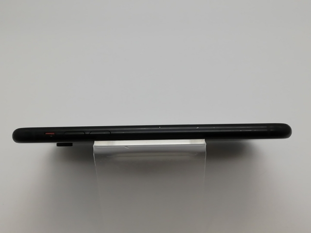 中古】Apple docomo 【SIMロック解除済み】 iPhone XR 64GB