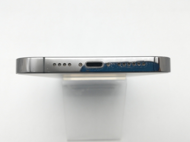 【中古】Apple docomo 【SIMフリー】 iPhone 13 Pro Max 128GB グラファイト MLJ43J/A【熊本】保証期間１ヶ月【ランクC】_4