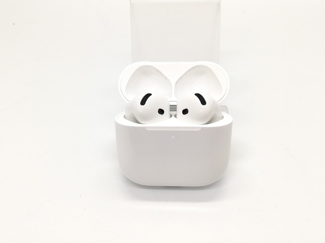 【中古】Apple AirPods 4 MXP63J/A【福岡筑紫】保証期間１ヶ月