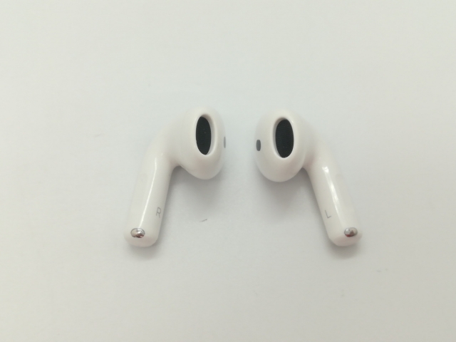 【中古】Apple AirPods 4 MXP63J/A【福岡天神】保証期間１ヶ月_3