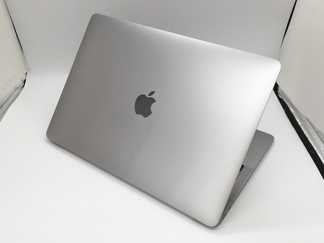 【中古】Apple MacBook Air 13インチ 256GB Touch ID搭載モデル スペースグレイ MVFJ2J/A (Mid 2019)【福岡天神】保証期間１ヶ月【ランクC】_1