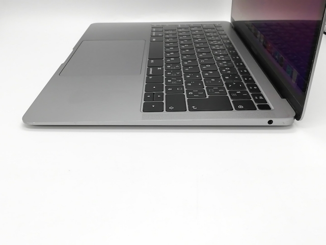 【中古】Apple MacBook Air 13インチ 256GB Touch ID搭載モデル スペースグレイ MVFJ2J/A (Mid 2019)【福岡天神】保証期間１ヶ月【ランクC】_3