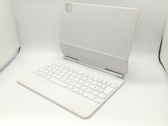 【中古】Apple Magic Keyboard 日本語（JIS） ホワイト iPad Air（第4/第5世代/M2）・Pro 11インチ（第1/第2/第3/第4世代）用 MJQJ3J/A【福岡天神】保証期間１週間