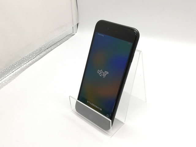 【中古】Apple SoftBank 【SIMロック解除済み】 iPhone SE（第2世代） 64GB ブラック MHGP3J/A（後期型番）【福岡天神】保証期間１ヶ月【ランクC】
