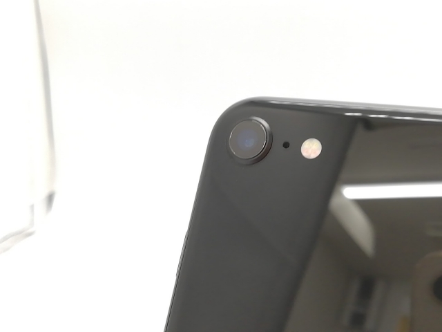 【中古】Apple SoftBank 【SIMロック解除済み】 iPhone SE（第2世代） 64GB ブラック MHGP3J/A（後期型番）【福岡天神】保証期間１ヶ月【ランクC】_9