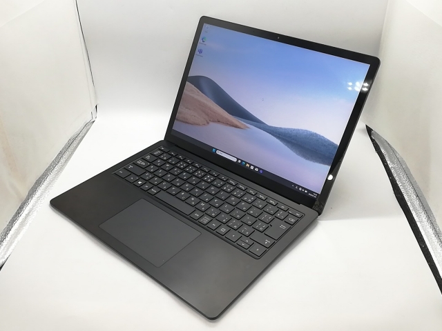 【中古】Microsoft Surface Laptop4 13インチ 【i7 1185G7 16G 256G】 LEB-00003 ブラック【秋葉2号】保証期間１ヶ月【ランクC】