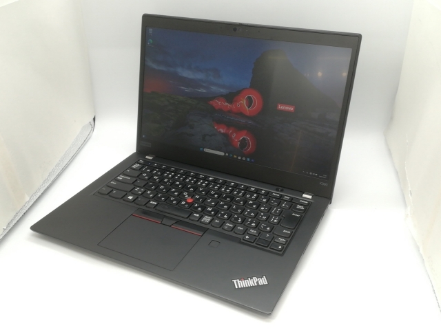 Marc Fisher LTD レディース Hattie フラットサンダル, ブラックレザー, 7