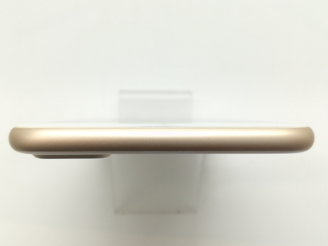 【中古】Apple SoftBank 【SIMロック解除済み】 iPhone 7 Plus 32GB ゴールド MNRC2J/A【博多】保証期間１ヶ月【ランクB】_2
