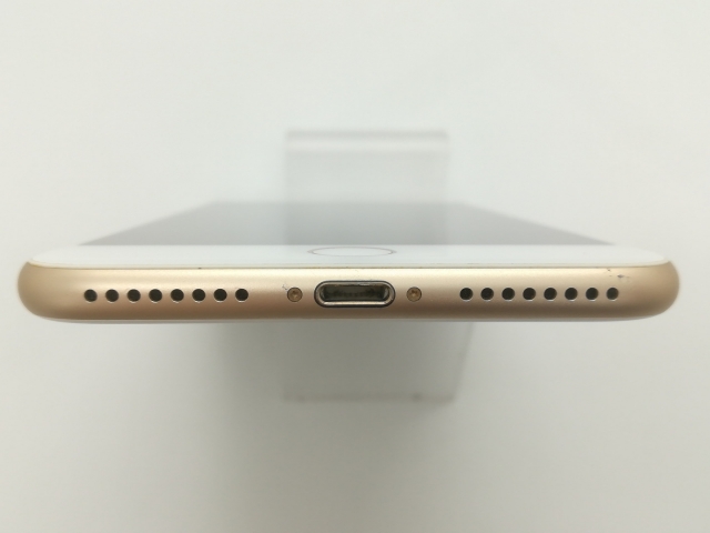 【中古】Apple SoftBank 【SIMロック解除済み】 iPhone 7 Plus 32GB ゴールド MNRC2J/A【博多】保証期間１ヶ月【ランクB】_4