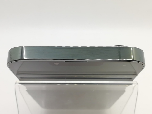 【中古】Apple docomo 【SIMフリー】 iPhone 13 Pro 256GB アルパイングリーン MNDY3J/A【熊本】保証期間１ヶ月【ランクB】_2