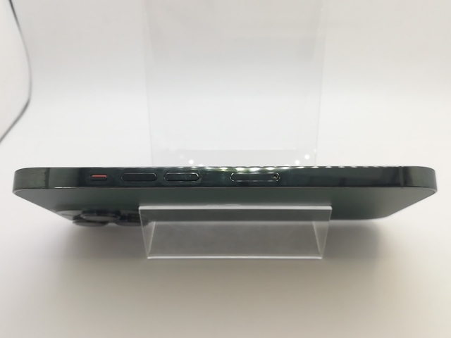 【中古】Apple docomo 【SIMフリー】 iPhone 13 Pro 256GB アルパイングリーン MNDY3J/A【熊本】保証期間１ヶ月【ランクB】_5