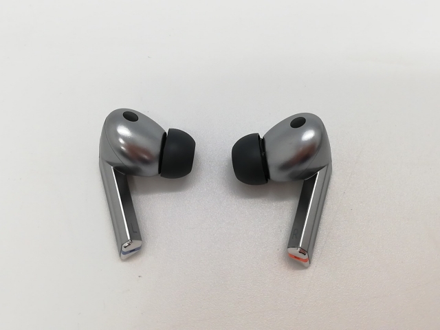 【中古】SAMSUNG Galaxy Buds3 Pro SM-R630NZAAXJP [シルバー]【福岡天神】保証期間１ヶ月【ランクA】