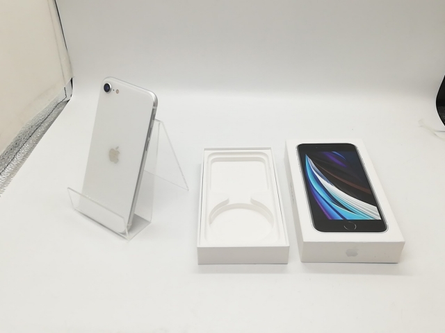 【中古】Apple docomo 【SIMロック解除済み】 iPhone SE（第2世代） 64GB ホワイト MX9T2J/A【福岡天神】保証期間１ヶ月【ランクC】_9
