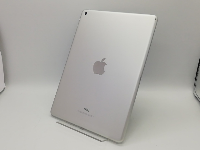 【中古】Apple 【Wi-Fi】 iPad（第6世代/2018） 32GB シルバー MR7G2J/A【大宮東口】保証期間１ヶ月【ランクC】