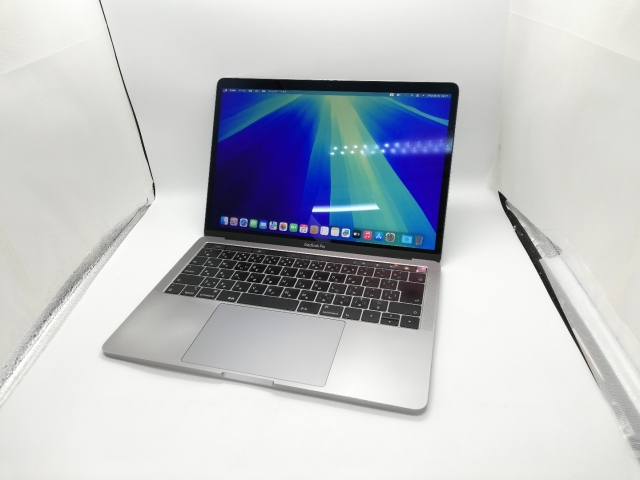 ＊MacBook Pro 13-inch, 2019,シルバー レザースリーブ付 MacBook Pro 13-inch, 2019,シルバー レザースリーブ付 MacBook Pro 13