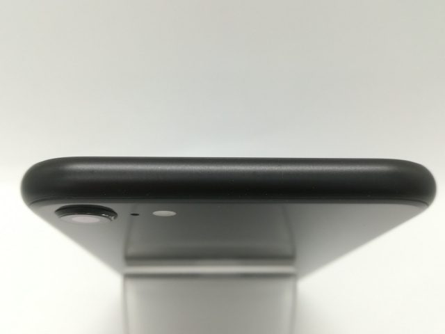 【中古】Apple SoftBank 【SIMロック解除済み】 iPhone SE（第2世代） 64GB ブラック MHGP3J/A（後期型番）【福岡天神】保証期間１ヶ月【ランクC】_2