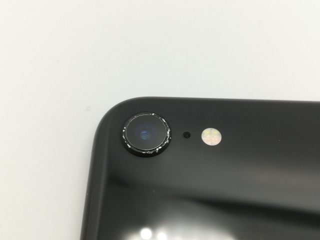 【中古】Apple SoftBank 【SIMロック解除済み】 iPhone SE（第2世代） 64GB ブラック MHGP3J/A（後期型番）【福岡天神】保証期間１ヶ月【ランクC】_6