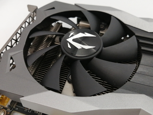【中古】ZOTAC GAMING GeForce RTX 2060 Twin Fan(ZT-T20600F-10M) RTX2060/6GB(GDDR6)/PCI-E【小倉駅前】保証期間１週間_4