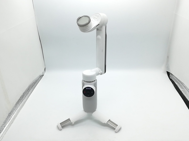 中古 Insta360 Flow サミット・ホワイト マグネットマウント付き 品質