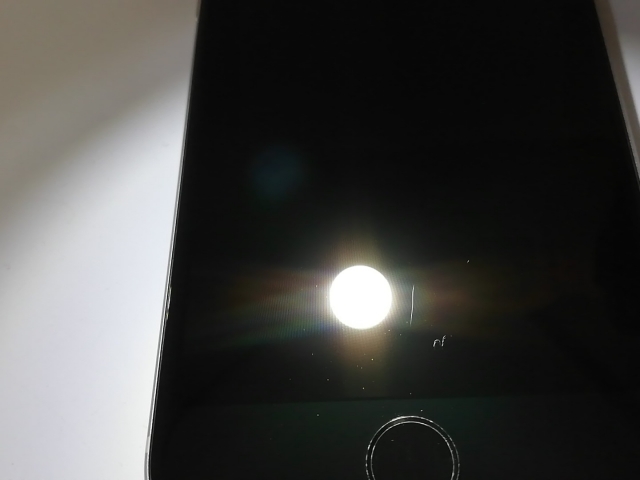 【中古】Apple SoftBank 【SIMフリー】 iPhone SE（第3世代） 64GB スターライト MMYD3J/A【福岡天神】保証期間１ヶ月【ランクB】 携帯電話本体