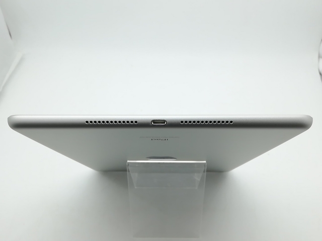 中古】Apple 【Wi-Fi】 iPad（第8世代/2020） 32GB シルバー MYLA2J/A