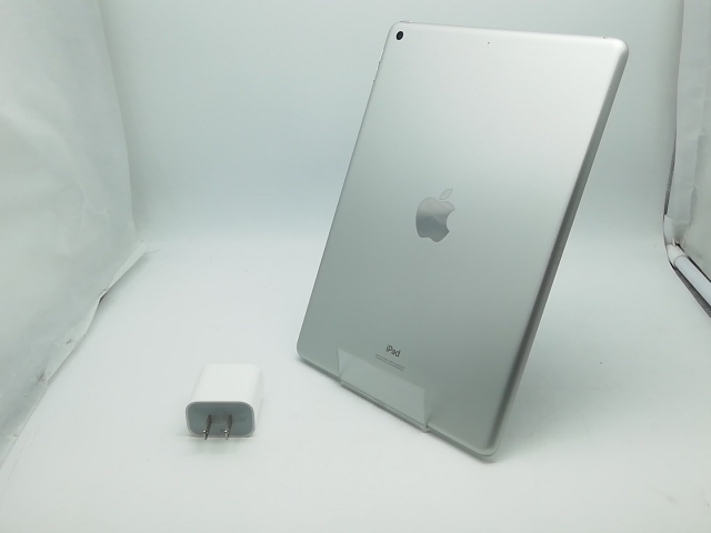 中古】Apple 【Wi-Fi】 iPad（第8世代/2020） 32GB シルバー MYLA2J/A