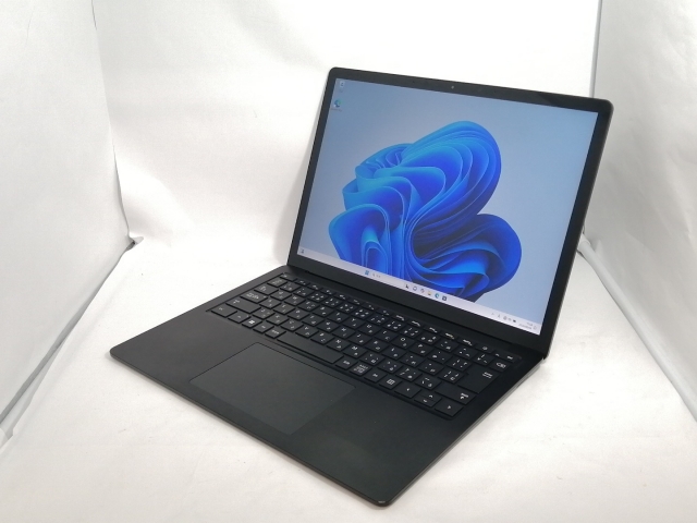 【中古】Microsoft Surface Laptop4 13インチ 【i5 1135G7 8G 512G】 5BT-00079 ブラック【新宿】保証期間１ヶ月【ランクB】