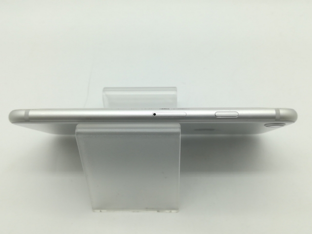 【中古】Apple au 【SIMロック解除済み】 iPhone 8 64GB シルバー MQ792J/A【OSU301】保証期間１ヶ月【ランクC】_3
