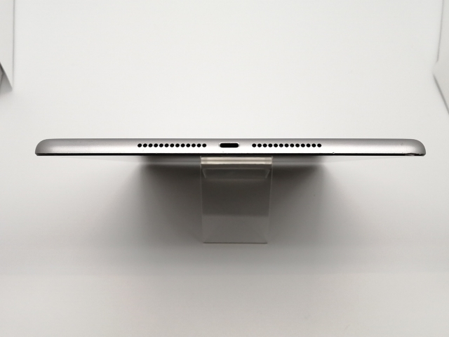 【中古】Apple 【Wi-Fi】 iPad（第6世代/2018） 32GB スペースグレイ MR7F2J/A【小倉駅前】保証期間１ヶ月【ランクC】_3