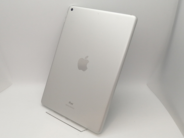 iPad 第8世代 2021 32GB Wi-Fi シルバー