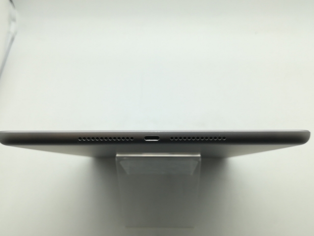 【中古】Apple 【Wi-Fi】 iPad（第6世代/2018） 32GB スペースグレイ MR7F2J/A【大須アメ横】保証期間１ヶ月【ランクC】_4