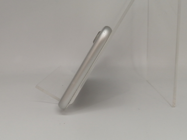 【中古】Apple au 【SIMロック解除済み】 iPhone 8 128GB シルバー MX1E2J/A【東池袋1丁目】保証期間１ヶ月【ランクC】_2