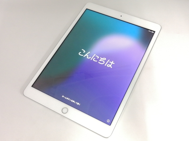 中古】Apple 【Wi-Fi】 iPad（第8世代/2020） 32GB シルバー MYLA2J/A