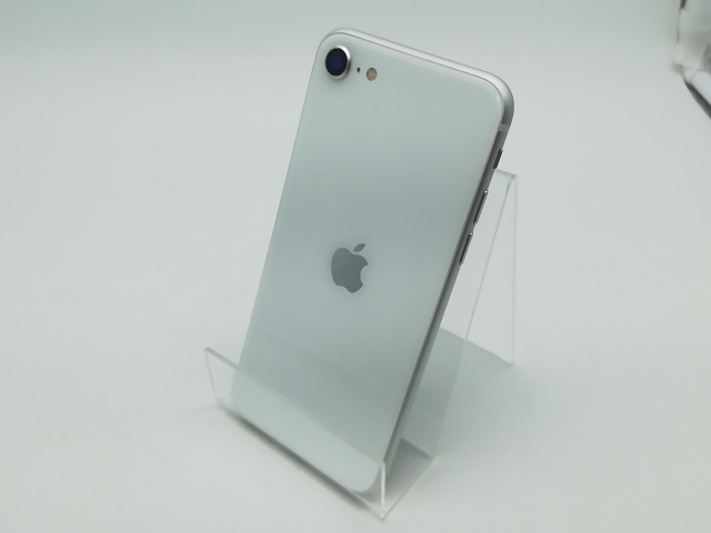 Apple - iphoneSE2 64GB au 白 ホワイト SIMロック解除済 新品 ムスビー｜【超お得！付属品付き】iPhoneSE2 White [SIMロック