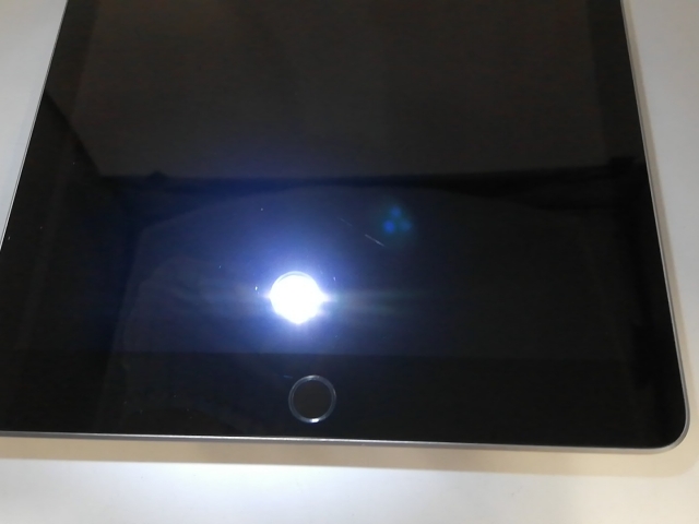 【中古】Apple 【Wi-Fi】 iPad（第6世代/2018） 32GB スペースグレイ MR7F2J/A【鹿児島中町】保証期間１ヶ月【ランクC】_8
