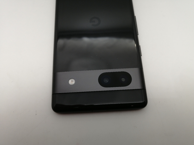中古】Google docomo 【SIMフリー】 Pixel 7a チャコール 8GB 128GB
