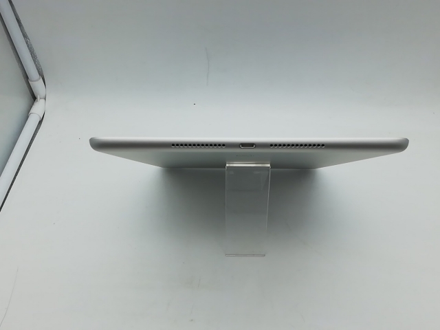 【中古】Apple 国内版 【SIMフリー】 iPad（第9世代/2021） 64GB シルバー MK493J/A【新宿】保証期間１ヶ月【ランクB】_6