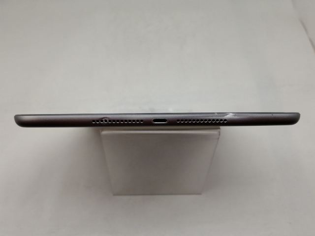 【中古】Apple 【Wi-Fi】 iPad（第6世代/2018） 32GB スペースグレイ MR7F2J/A【日本橋3】保証期間１ヶ月【ランクC】_4
