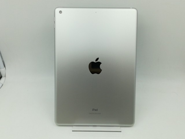 【中古】Apple iPad（第8世代） Wi-Fiモデル 32GB シルバー MYLA2J/A【川越クレアモール】保証期間１ヶ月【ランクA】