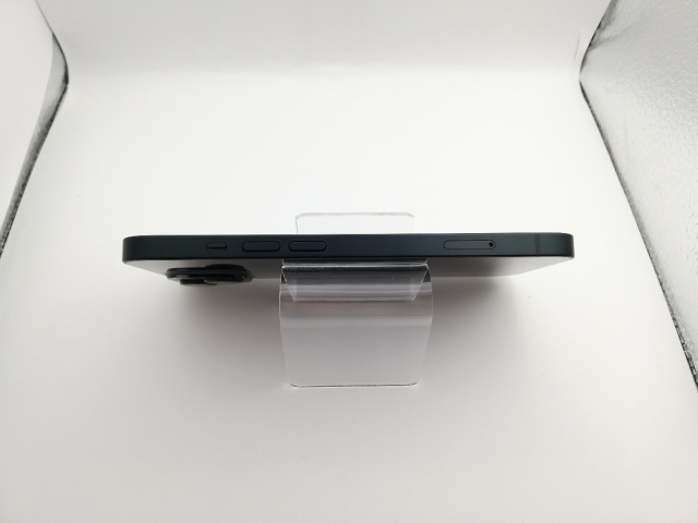 【中古】Apple SoftBank 【SIMフリー】 iPhone 14 128GB ミッドナイト MPUD3J/A【新宿】保証期間１ヶ月【ランクC】_5