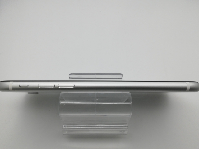 iPhoneXR 64gb AU （SIMロック解除済み） iPhone XR レッド 64 GB au