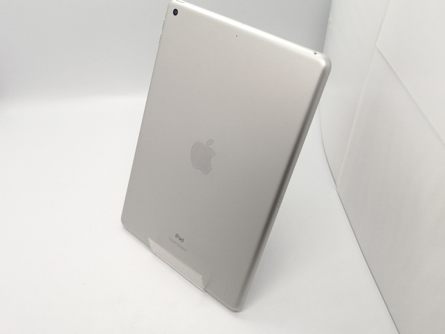 【中古】Apple 【Wi-Fi】 iPad（第8世代/2020） 32GB シルバー MYLA2J/A【大須アメ横】保証期間１ヶ月【ランクB】 18,186円