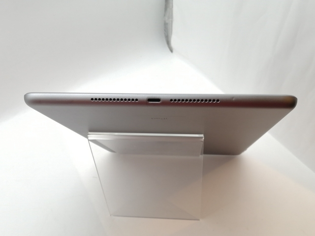 【中古】Apple 【Wi-Fi】 iPad（第6世代/2018） 32GB スペースグレイ MR7F2J/A【津田沼】保証期間１ヶ月【ランクC】_4