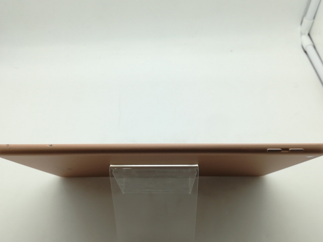 【中古】Apple 【Wi-Fi】 iPad（第6世代/2018） 32GB ゴールド MRJN2J/A【大須アメ横】保証期間１ヶ月【ランクC】_3