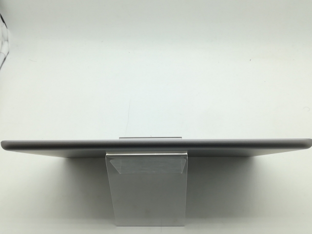 【中古】Apple au 【SIMロック解除済み】 iPad（第5世代/2017） 32GB スペースグレイ MP1J2J/A【OSU301】保証期間１ヶ月【ランクB】_5